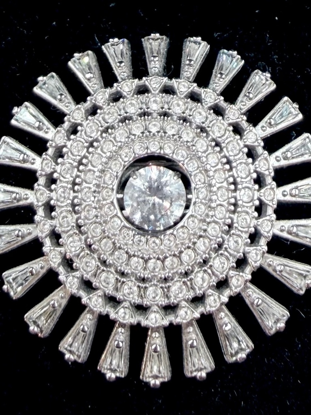 Swarovski - Sunshine Cocktail Ring - Crystal Sunburst - Size 60 / 9.25